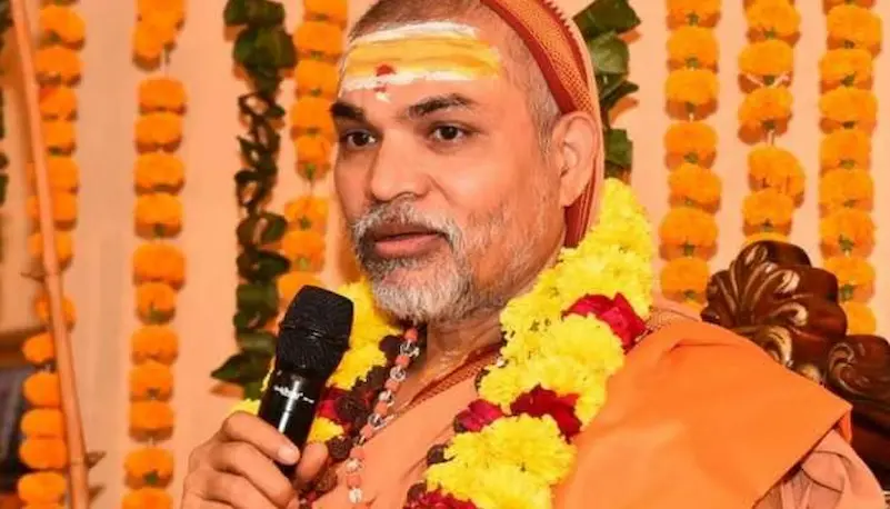 National: संविधान में धर्मनिरपेक्ष शब्द नहीं था : शंकराचार्य