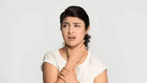 Health Tips: थायराइड के हो सकते हैं संकेत, भूलकर भी न करें नजरअंदाज