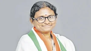 Politics : मीनाक्षी नटराजन की पदयात्रा के उद्देश्य को लेकर छीड़ी बहस