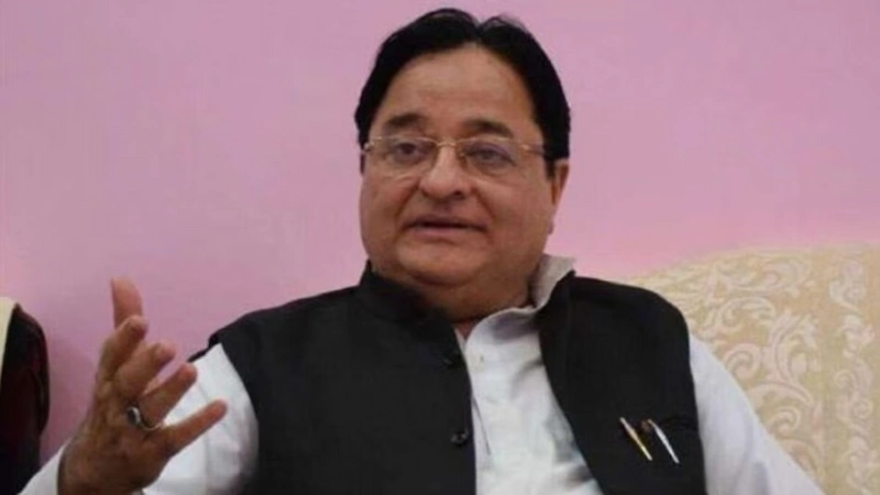 National : हिंदू संगठनों की हरकतों पर भड़के सपा नेता एसटी हसन