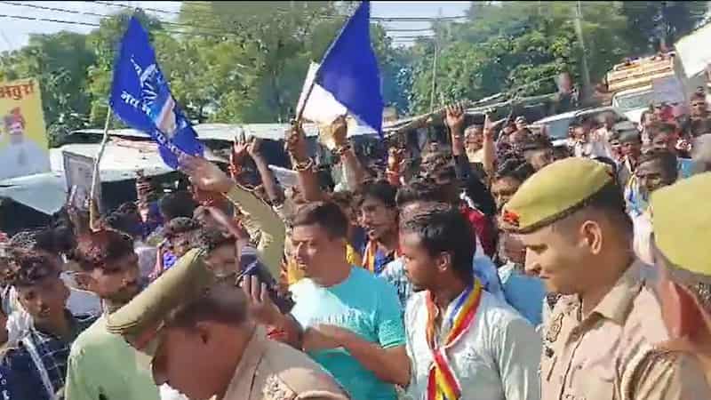 National: भारत बंद का आयोजन हुआ फ्लॉप साबित, 10 यूनियनों ने ही की हड़ताल