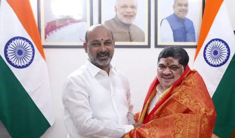 Politics : कांग्रेस पिछड़ा वर्ग घोषणा के नाम पर मुस्लिम कोटा की साजिश रच रही है: बंडी