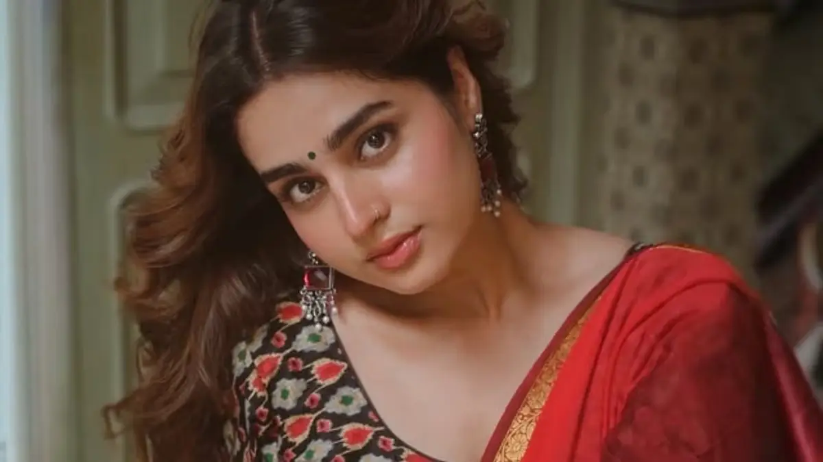 अपने पोस्ट को लेकर चर्चा में आयी एक्ट्रेस आयशा खान