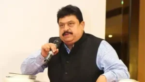 Politics : खम्मम, नलगोंडा के कांग्रेस नेता सीएम को कर्तव्य करने से रोक रहे : रामचंदर