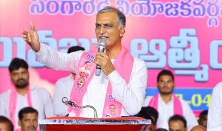Politics : हरीश राव ने किसानों की आत्महत्या में तीव्र गिरावट के लिए केसीआर युग के सुधारों को दिया श्रेय