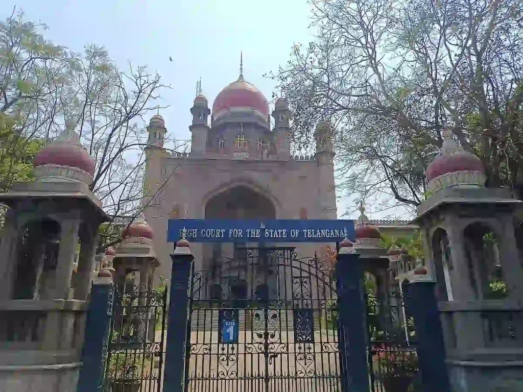 Telangana : नरला श्री विद्या की गिरफ्तारी में उचित प्रक्रिया का पालन किया गया : हाई कोर्ट