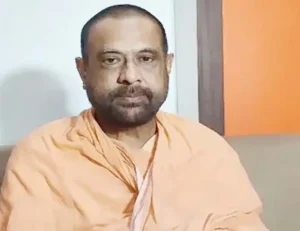 WB : कार्तिक महाराज पर दुष्कर्म का आरोप, एफआईआर रद्द करने की मांग