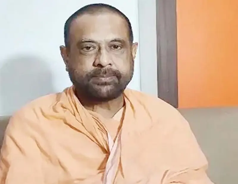 WB : कार्तिक महाराज पर दुष्कर्म का आरोप, एफआईआर रद्द करने की मांग