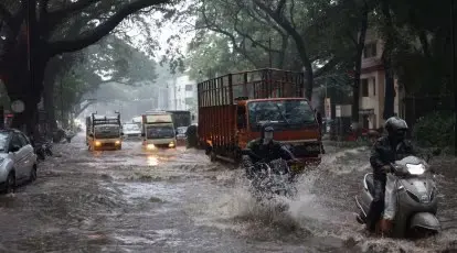 UP News : 24 घंटो 14 मौत , मानसून का कोहराम