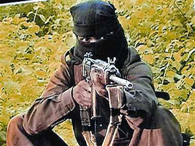 Chhattisgarh : 4 नक्सली गिरफ्तार, IED प्लांट करने की घटना में थे शामिल