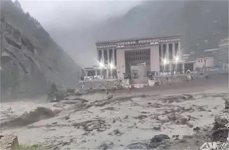 Nepal : बारिश के बाद नदी में आई बाढ़, 9 लोगों की मौत, दर्जनों लापता