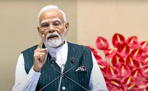 National : 23 से 26 तक मालदीव व ब्रिटेन की यात्रा पर रहेंगे पीएम मोदी