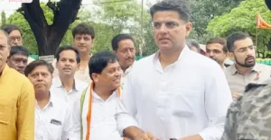 National : चैतन्य व लखमा से मिले सचिन, कहा – कांग्रेस एक कदम पीछे नहीं हटेगी