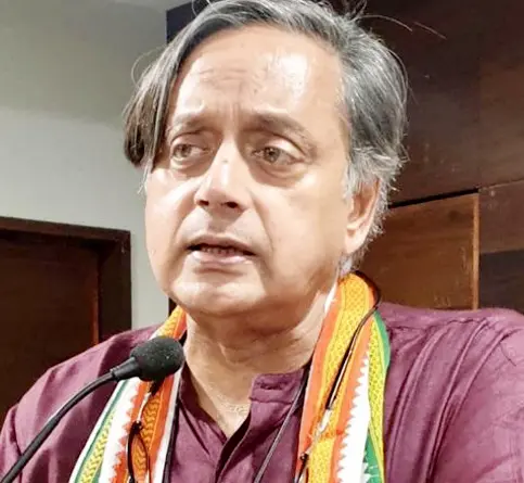 National : प्रधानमंत्री मोदी की तारीफ करके फंसे कांग्रेस सांसद शशि थरूर