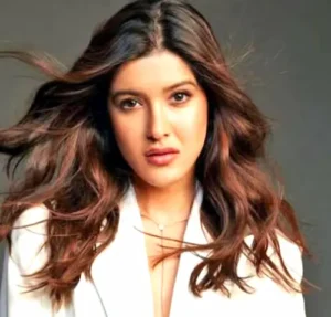 Bollywood news : माता-पिता मेरे सबसे सच्चे सलाहकार : शनाया कपूर