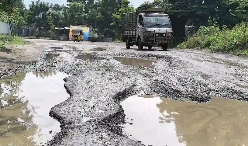 Hyderabad : कोत्तागुडेम-येल्लांडु बाईपास चौड़ीकरण का काम ठंडे बस्ते में