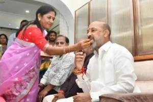 Bandi: कांग्रेस और बीआरएस पार्टियाँ एक-दूसरे को बचा रही हैं: बंडी संजय कुमार