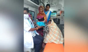 Sangareddy : गर्भवती महिला को 2 किमी तक चलना पड़ा पैदल