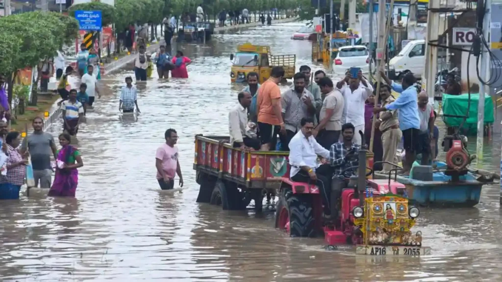 भारी बारिश