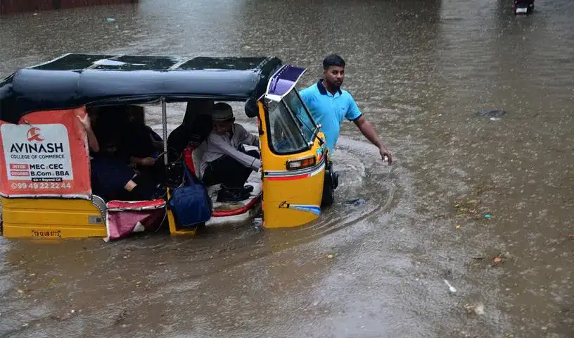 भारी बारिश