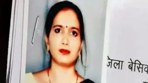 UP News: गोंडा BSA समेत 6 अफसरों पर FIR का आदेश