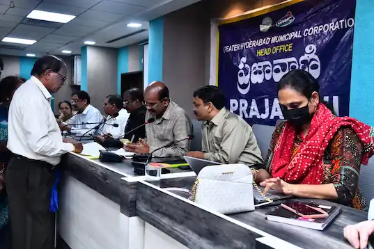 GHMC: जीएचएमसी को ‘प्रजावाणी’ में मिली 152 शिकायतें , जल्दी समाधान के निर्देश