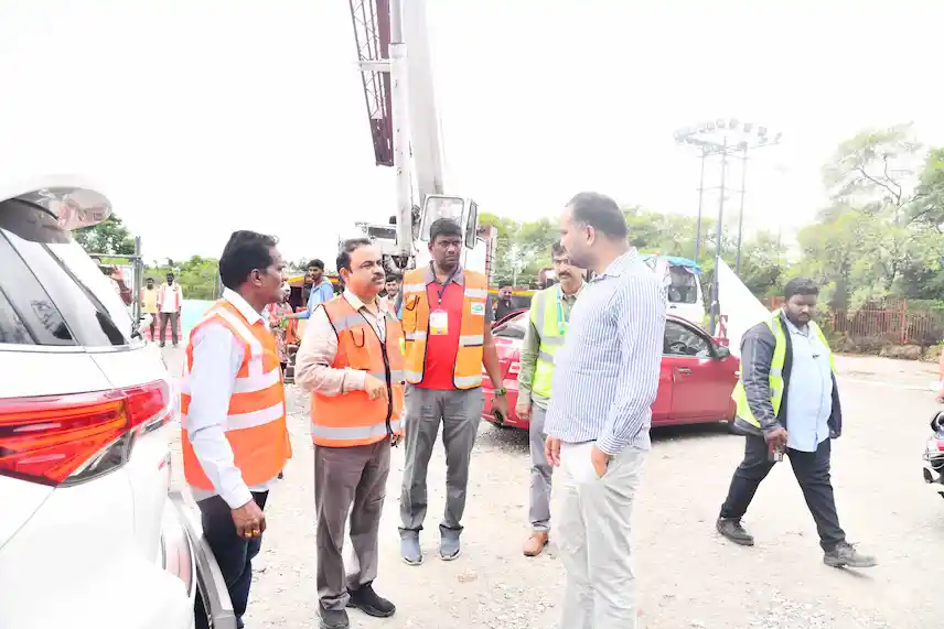 GHMC: गणेश विसर्जन सुरक्षित और पर्यावरण के अनुकूल तरीके से हो : आयुक्त