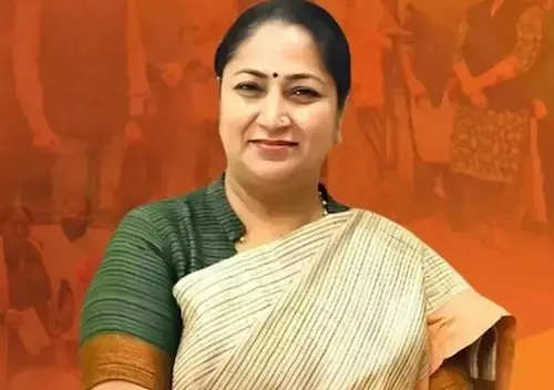 Delhi Government : दिवाली से पहले व्यापारियों के लिए खुशखबरी