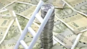 Indian Economy: भारतीयों की बचत से अर्थव्यवस्था में उछाल