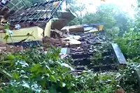 Kerala : कन्नूर में भीषण विस्फोट में एक की मौत, कई मकान क्षतिग्रस्त