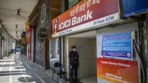 Minimum Balance: ICICI बैंक ने बदला मिनिमम बैलेंस नियम