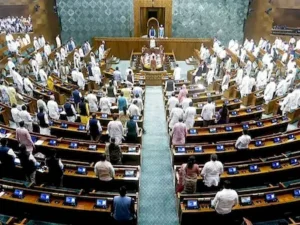 Monsoon Session : लोकसभा में मानसून सत्र का हाल, बहस से ज्यादा हंगामा