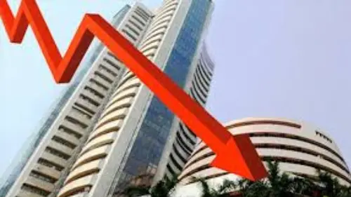 Stock Market : सेंसेक्स में 300 अंकों की गिरावट