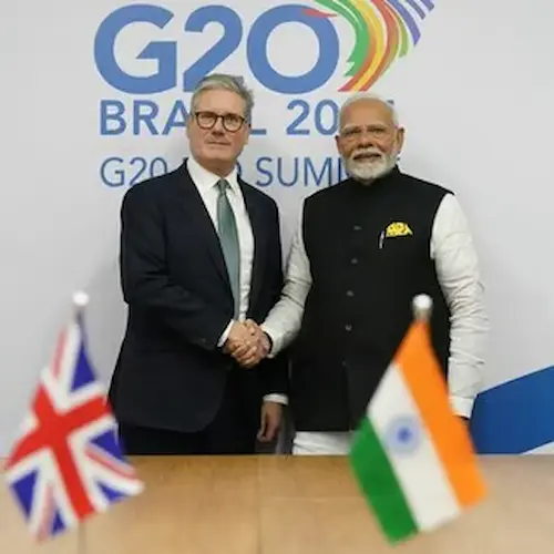 UK: भारत ब्रिटेन को कपड़ा बेचकर करेगा घाटे की भरपाई