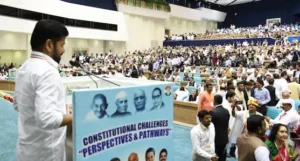 New Delhi: मुख्यमंत्री रेवंत ने भाजपा के आयु सीमा सिद्धांत पर सवाल उठाए: क्या प्रधानमंत्री मोदी इससे मुक्त हैं?