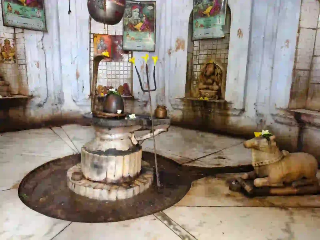 UP: योगी सरकार के प्रयासों से प्रदेश की धार्मिक धरोहरों का वापस लौट रहा वैभव