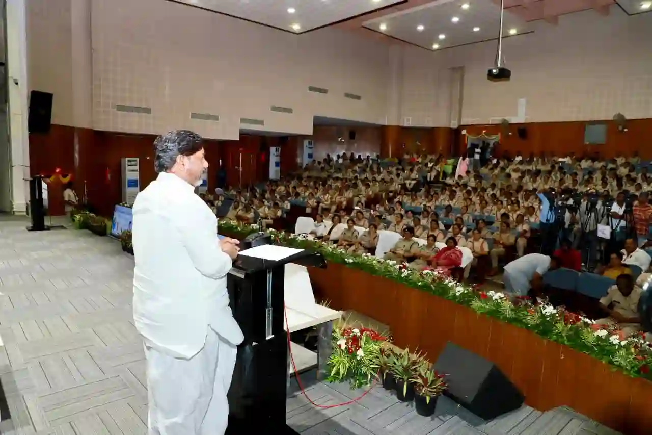 महिला पुलिस में “महिला” शब्द हटाने पर सहमत है सरकार