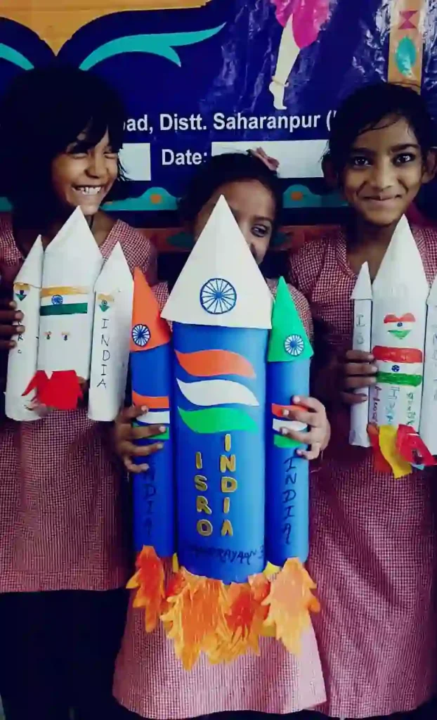 UP : ‘नेशनल स्पेस डे’ परिषदीय विद्यालयों बच्चों के लिए बना खास, मिली अंतरिक्ष की जानकारी