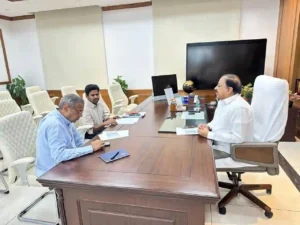 Minister : सचिवालय कर्मचारियों के देर से आने पर कृषि मंत्री खफा