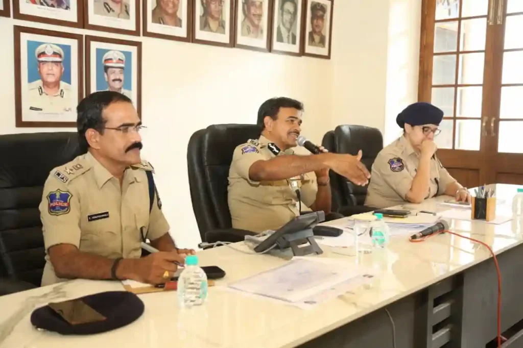 CP: सीपी ने गणेश विसर्जन के दौरान सुरक्षा उपायों पर चर्चा की