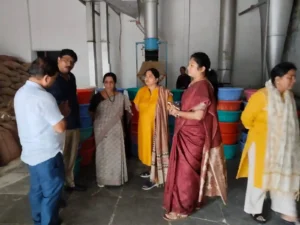 Mid-Day Meals : हजारों बच्चों के स्वास्थ्य से खिलवाड़, सफाई से नहीं बन रहा है मिड-डे-मिल
