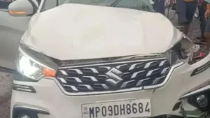 Chhatisgarh : राजनांदगांव में कार और ट्रक की टक्कर में छह लोगों की मौत