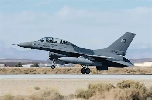 F-16 फाइटर जेट पाक के लिए बना सिरदर्द वायुसेना से बाहर करने की नौबत