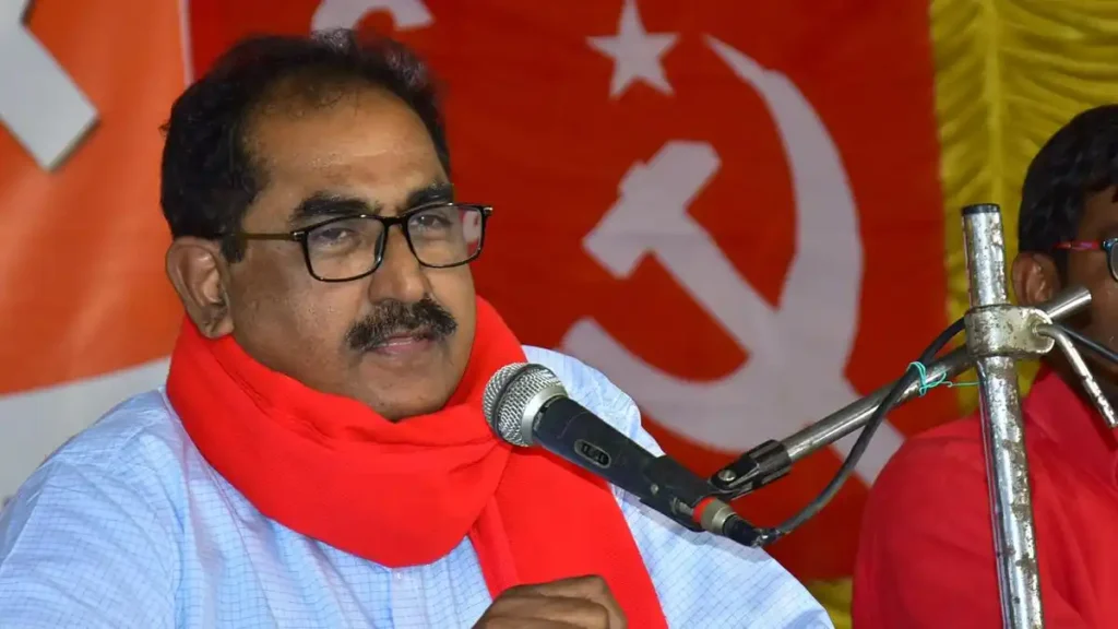 Politics : भाजपा अपने राजनीतिक लाभ के लिए ‘ऑपरेशन सिंदूर’ का इस्तेमाल कर रही है: तम्मिनेनी