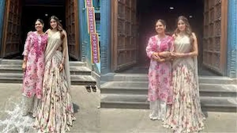 Outfit Ideas: जन्माष्टमी में वियर करें ये लेटेस्ट डिजाइंस वाले स्कर्ट एंड टॉप