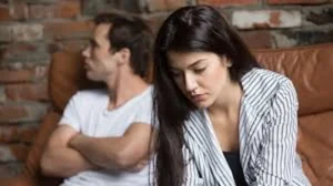 Relationship: क्या आपका पार्टनर भी छोटी-छोटी बात पर हो जाता है गुस्सा, तो ऐसे जीतें दिल