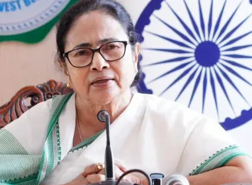 WB : चुनाव से पहले घमासान, ममता बनर्जी के लिए संजीवनी बनेगा मनरेगा!