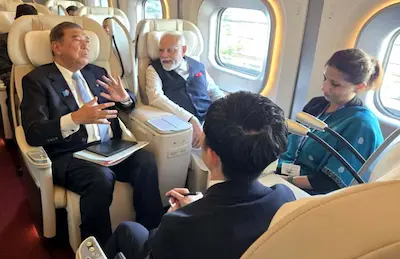 International : जापान में मोदी, समकक्ष शिगेरु इशिबा के साथ पहुंचे सेंडाई