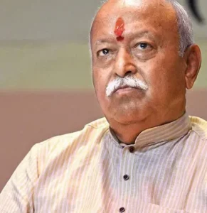 National : आवारा कुत्तों की आबादी नियंत्रित करना जरूरी: मोहन भागवत
