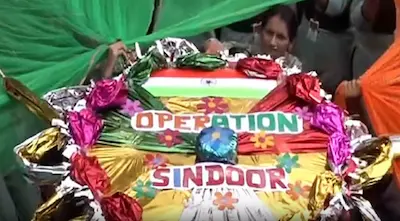 MP : इस बार बहनों की पहली पसंद बनी ‘ऑपरेशन सिंदूर’ राखियां